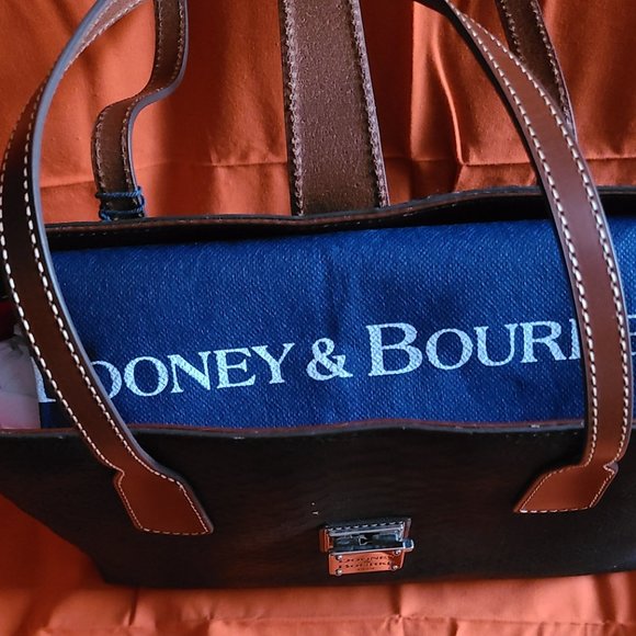 Dooney& Bourke Shannon Tote Bag RETAIL $298.00 - Picture 7 of 10